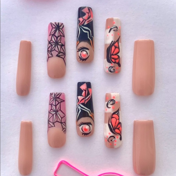 Anime Girl Press On Nails - Picture 7 of 12